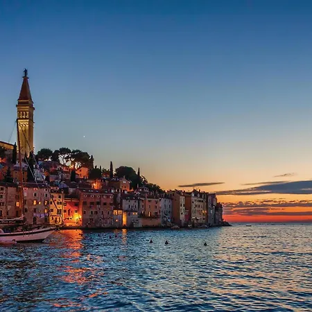Awesome In With Kitchen Rovinj